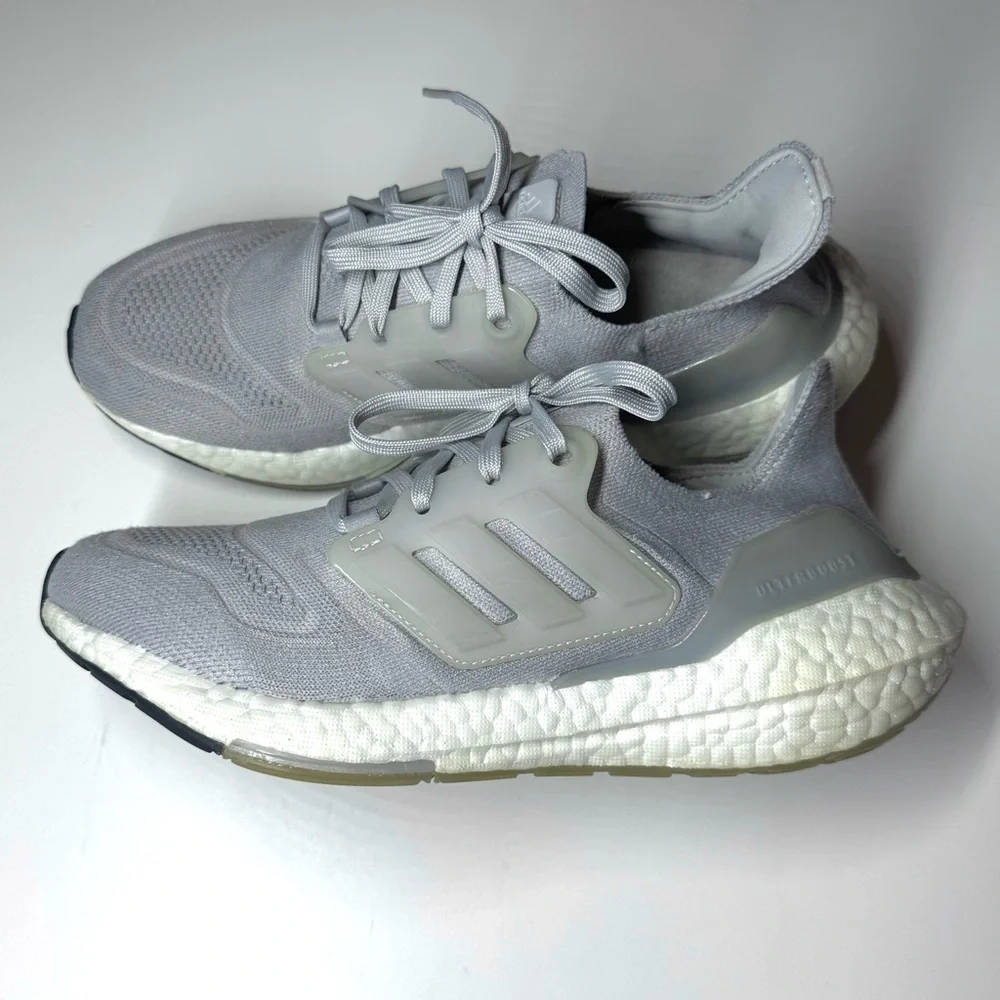 Adidas Men’s Ultraboost Athletic Gray Running Shoes Size- 6.5